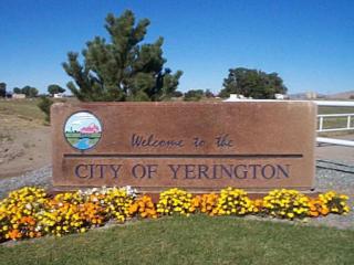Yerington Welcome Sign